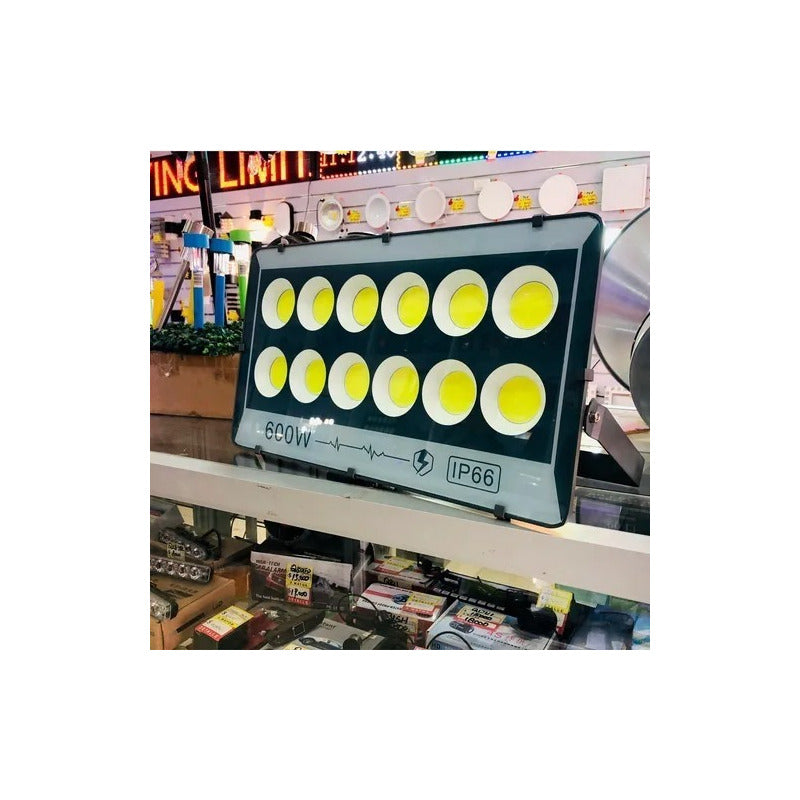 Foco Led De Lupa Reflector 600w Exterior Estadio Impermeable Gris Oscuro Fría