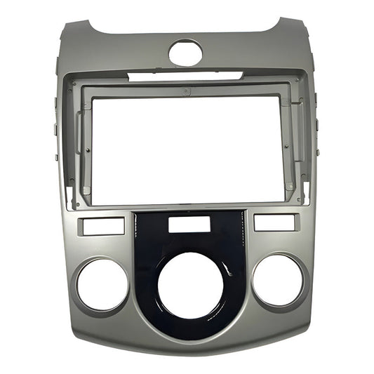 Bisel Radio Pantalla Kia Cerato Koup 2008 - 2013 9  Plateado