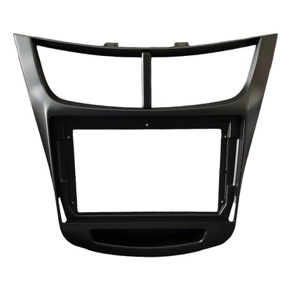 Bisel Adaptador 9 Pulgadas New Sail Chevrolet 2015-2022 Color Negro