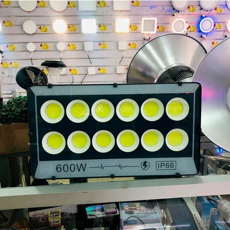 Foco Led De Lupa Reflector 600w Exterior Estadio Impermeable Gris Oscuro Fría